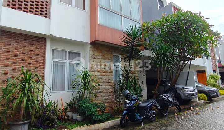Dijual Rumah Secondary Dalam Cluster Kalisari