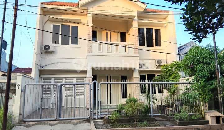 Turga Turga!!! Rumah Ini Sudah Turun Harga Rumah Jemursari 2 Lantai Full Galvalum (baru Diganti 2024) Siap Huni Bagus Terawat Cocok Untuk Kantor/hunian Bonus Furniture Lokasi Strategis Premium Selangkah Ke Raya Jemursari Ubaya Universitas Petra Sma Petra