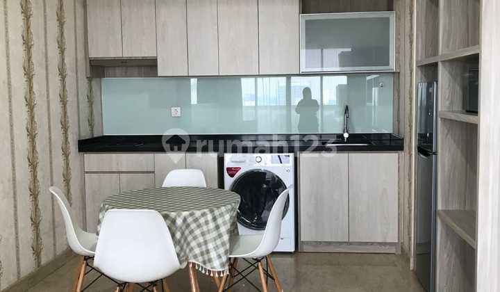 Menteng Park Apartement 3BR Furnished Tower Emerald Private Lift
