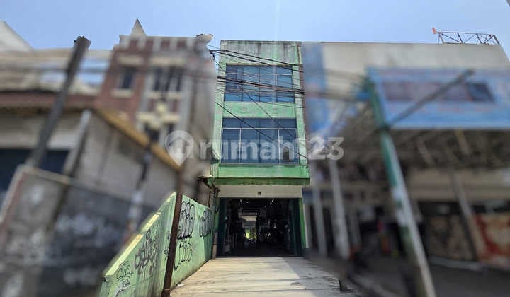Ruko Dijual Serpong Raya Lokasi Strategis - Luas Tanah 233M2