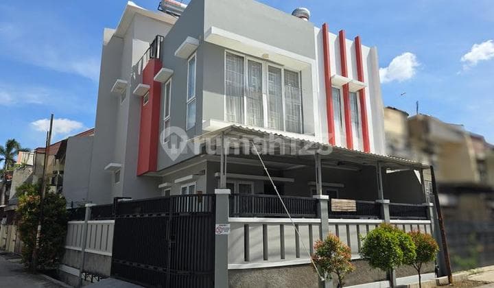 Rumah Hook Siap Huni 2,5 Lantai Dijual Furnished Duri Kepa - 98M2