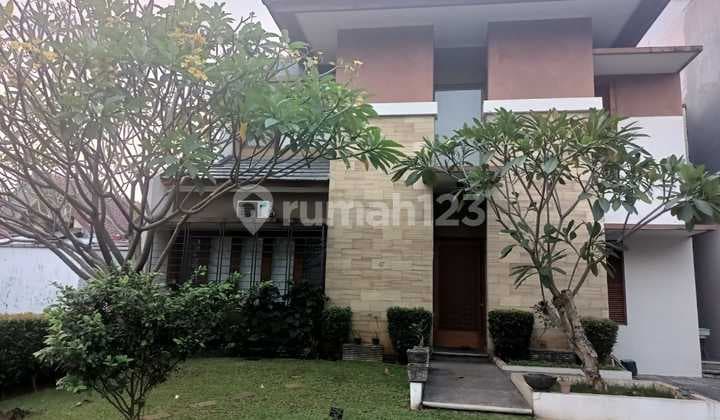 House For Sale Architecturally Designed Building Like a Villa in Bali