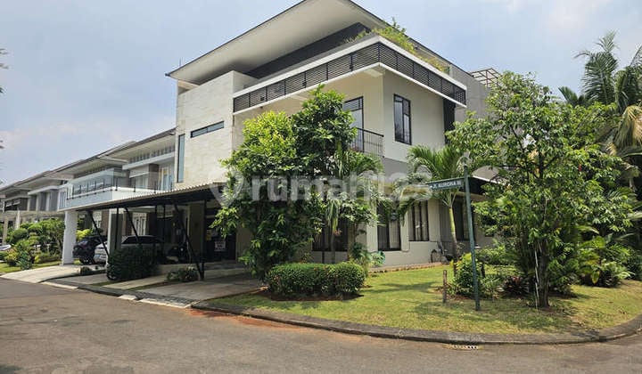 Rumah Hook 3 Lantai Dijual Alam Sutera Cluster Aurora SHM - 340m2