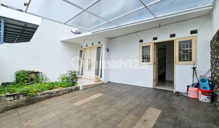 Rumah 2,5 Lantai Siap Huni Dijual Puri Indah Kembangan Luas 120m2