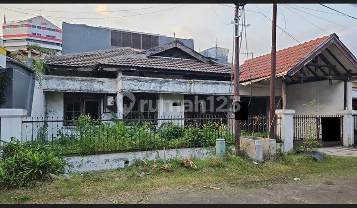 Dijual Rumah Baruk Utara Strategis Selangkah Menuju Merr