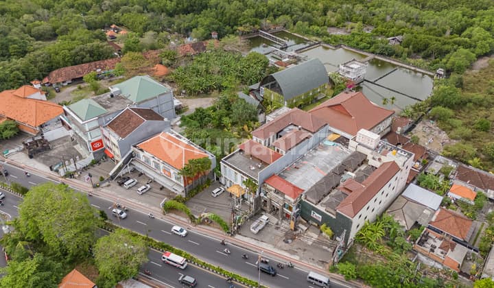 Bypass Ngurahrai Denpasar Commercial Building