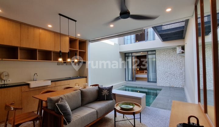 MODERN VILLA TROPICAL 24H SECURITY IN PRIME LOCATION JIMBARAN