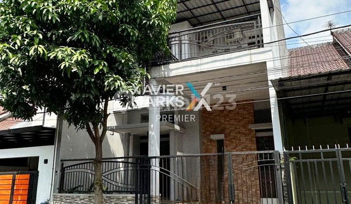 Rumah Cantik Siap Huni dan Terawat di Sulfat, Pandanwangi, Malang