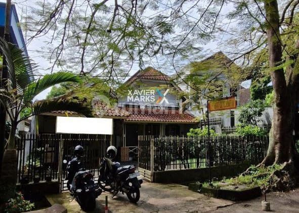Rumah Klasik Hitung Tanah di daerah Klojen, Kota Malang COCOK UNTUK USAHA