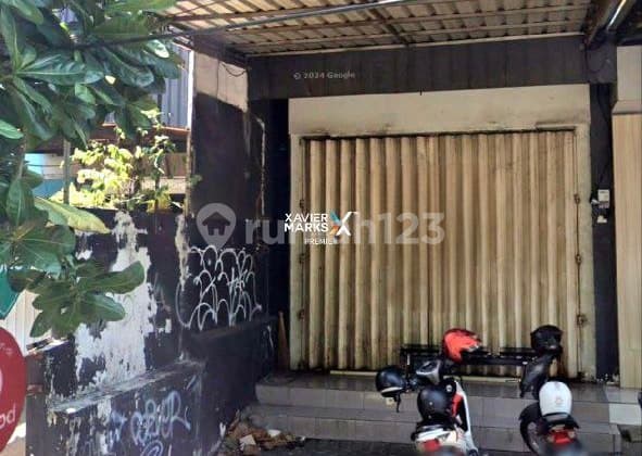 Two-Story Shop House on Jl. Kaliurang, Klojen, Strategic Location in Malang