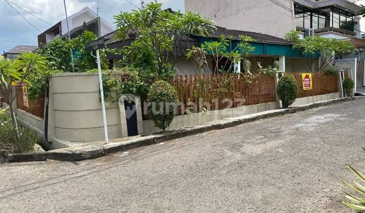 Rumah Strategis di Parakan Asri Batununggal