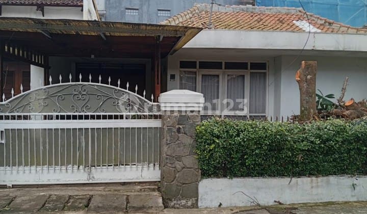 Dijual Rumah Lama Hitung Tanah Cocok untuk Kost Kost An