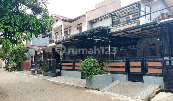Rumah Minimalis Siap Huni Komplek Arcamanik Endah Dekat Sport Jabar