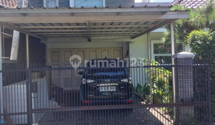 Rumah Lama Minimalis Strategis di Sukaluyu