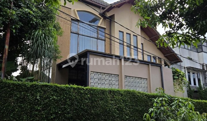 Dijual Rumah di Setiabudi Regency Dekat Upi