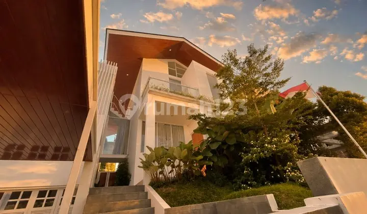 Rumah Minimalis Cantik Siap Huni Lingkungan Tenang dan Nyaman