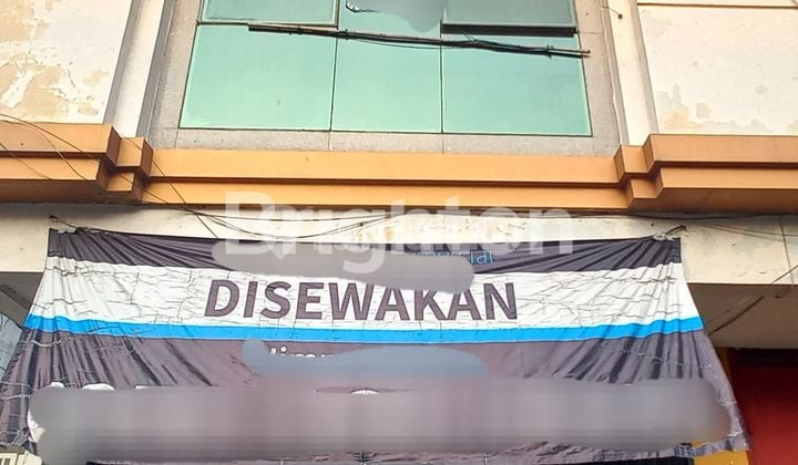 Ruko 3 1/2 Lantai di Jl. Arteri Sultan Iskandar Muda, Jakarta Selatan
