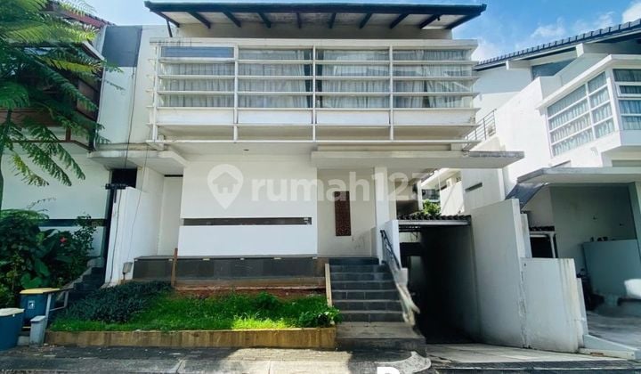 Rumah Sewa Kemang - Siap Huni, Sangat Terawat dan Akses Stategis