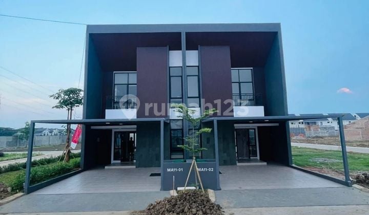 Brand New Modern House With Smart Lock Door In Exclusive Cluster