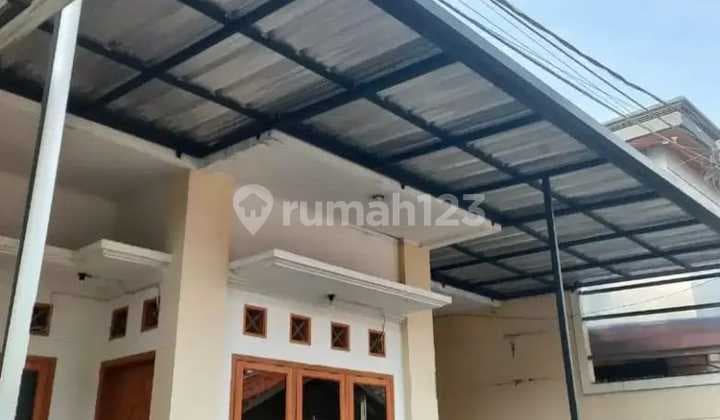 Dijual Rumah Nyaman Dekat Komplek Pratista Antapani Bandung