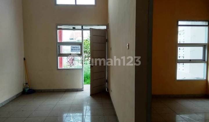 For rent: Beautiful minimalist house in a complex near Ciwastra Market, Bandung