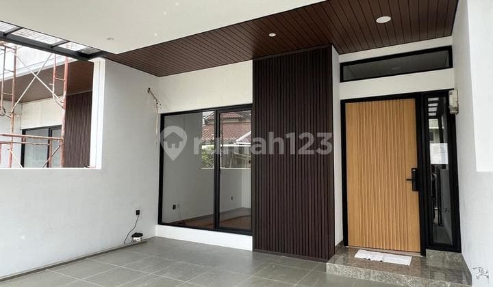 Rumah Baru 100% Minimalis Modern Komplek Pasirluyu Dekat Taman Regol