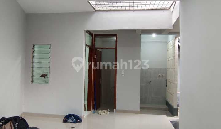 Dijual Rumah Full Renovasi Siap Huni di Nataendah 2