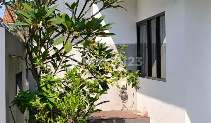 Rumah Baru Renov Full Furnish di Taman Kopo Indah 1