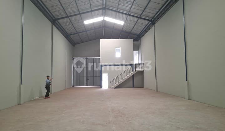 Jual Gudang Siap Pakai Di Pasar Kemis Tangerang
