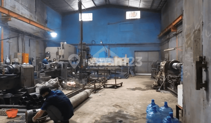 Gudang di Jl Raya Kp Melayu, Tangerang 2.000 m SHM