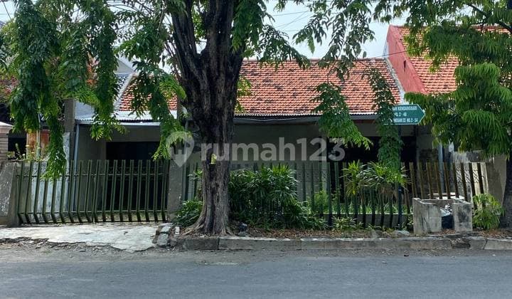 Rumah Murah Hitung Tanah Kendangsari Row Lebar