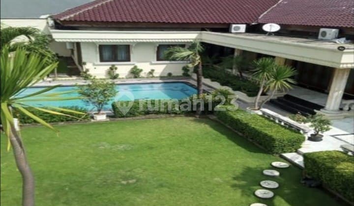 Rumah Mewah Nol Raya Jemur Andayani HGB 1410M²