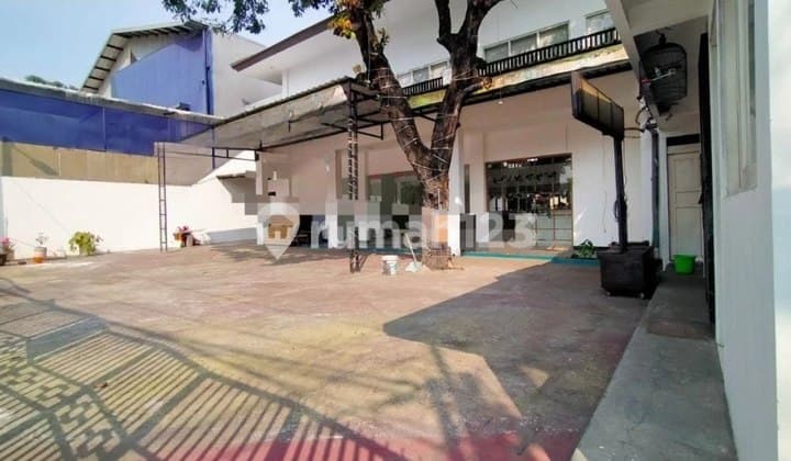 Rumah Usaha Raya Jemursari Eks Resto Komersial Area