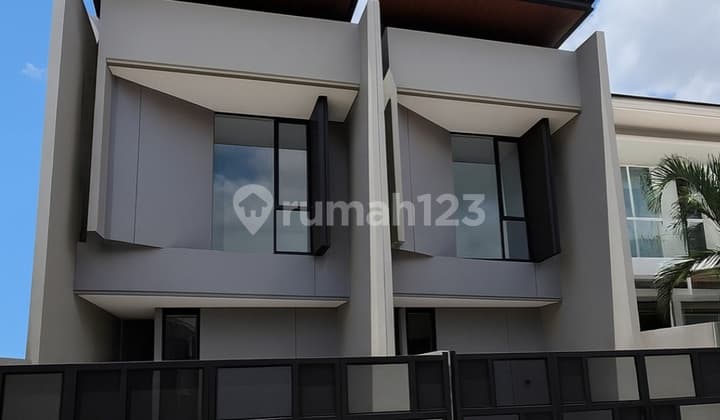 Rumah Baru Minimalis Rungkut SHM 2 Lantai Bagus