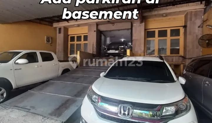 Ruko Kertajaya 4.5 Lantai Siap Pakai Ada Lift