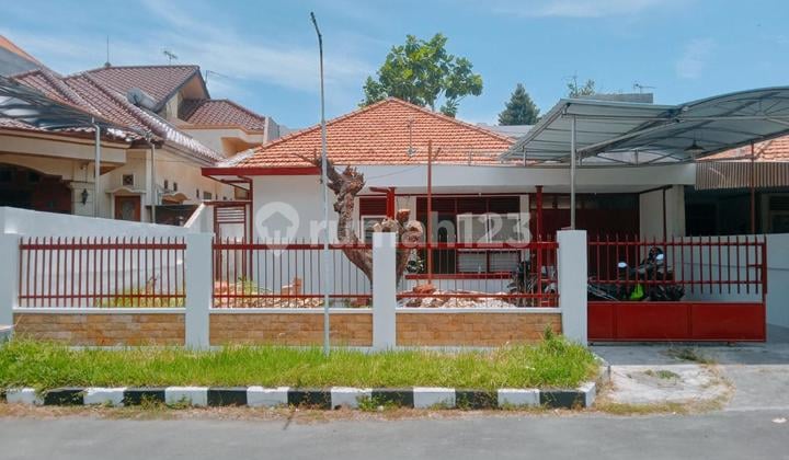 Rumah Manyar Murah Siap Huni 10jt Per M2 SHM