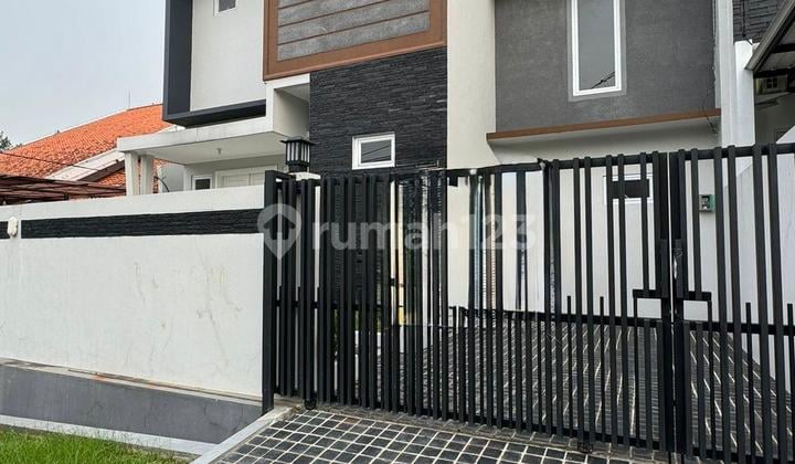 Dijual Rumah Baru 2 Lantai Bagus Semi Furnished SHM Cinere, Depok
