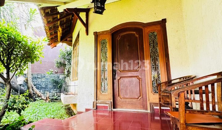 Dijual Lahan Bonus Bangunan 1 Lantai di Kompleks Terdepan di Cinere.