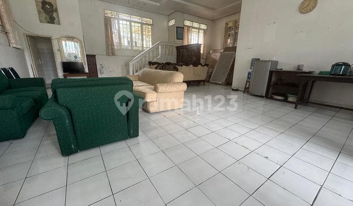 Dijual Tanah Beserta Villa 1700 m2 SHM Puncak, Bogor 2,75 jt/ M2 (nego)