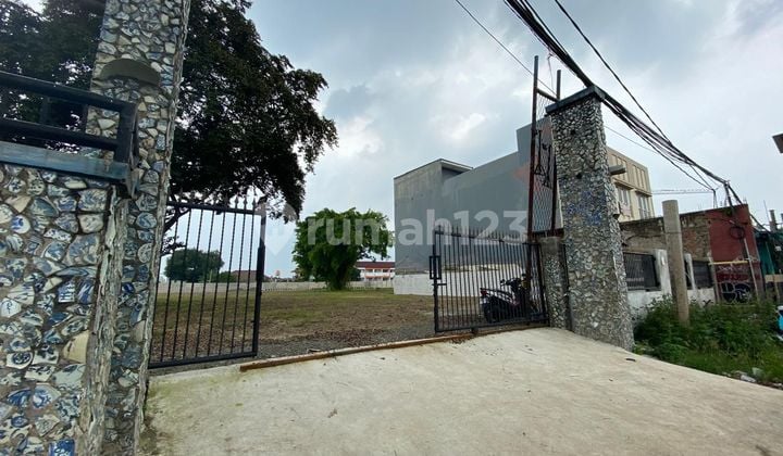 Disewakan Tanah Luas di Jalan Raya Serpong Cocok untuk Lahan Olahraga