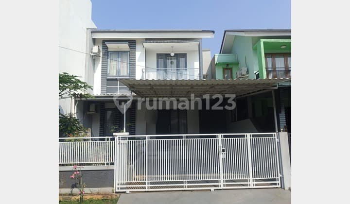 Rumah 2 Lantai Rapih, Siap Huni dan Bebas Banjir di Nusaloka BSD Tangerang Selatan