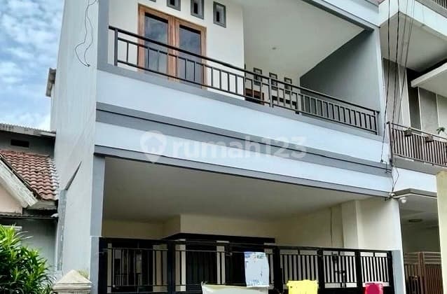 Rumah Bagus 2.5 Lantai di Cluster Catalina Gading Serpong, Tangerang