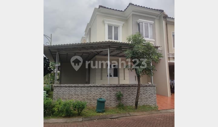 Rumah Posisi Hook di Cluster Elista Gading Serpong, Tangerang