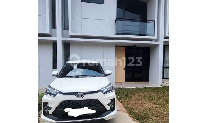 Rumah Cantik Siap Huni + Bonus di Cendana Cove Karawaci, Tangerang