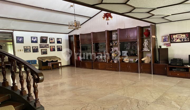 Dadali Main Road House, Spacious Well-Maintained Rare Find!