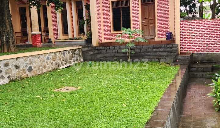 Dijual Villa Rumah Kayu