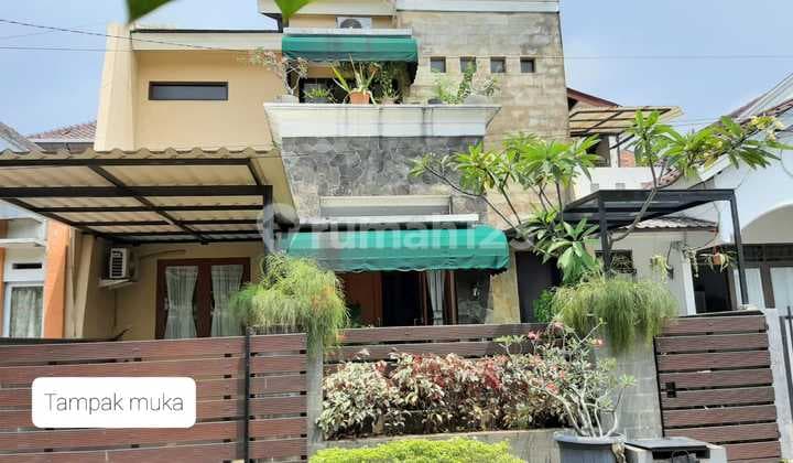 Rumah 2 Lantai Bagus Shm