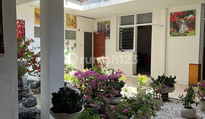 Rumah Usaha Surabaya Pusat Nol Jalan Raya Jaksa Agung Suprapto