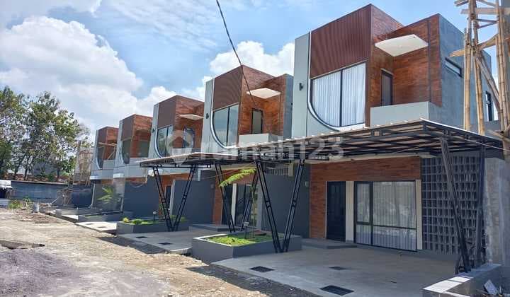 Jual Rumah Modern Pusat Kota Bandung Exit Tol Buahbatu