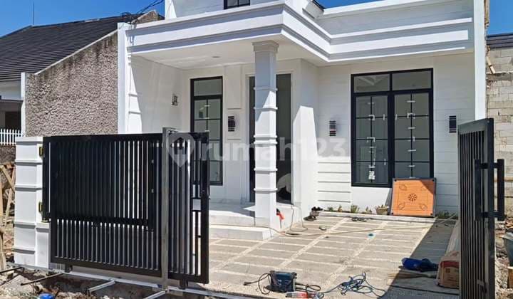 Jual Rumah Baru Modern Klasik Area Arcamanik Bandung Timur